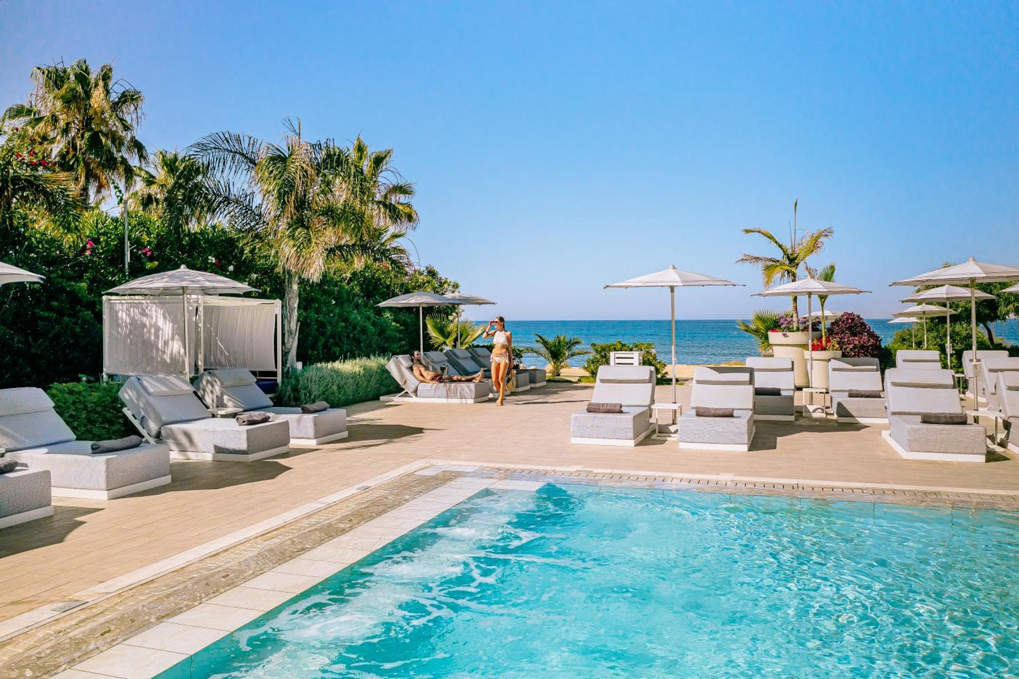Ivi Mare - Designed For Adults By Louis Hotels Geroskipou Exterior foto The Beach Club at The Standard, Miami Beach