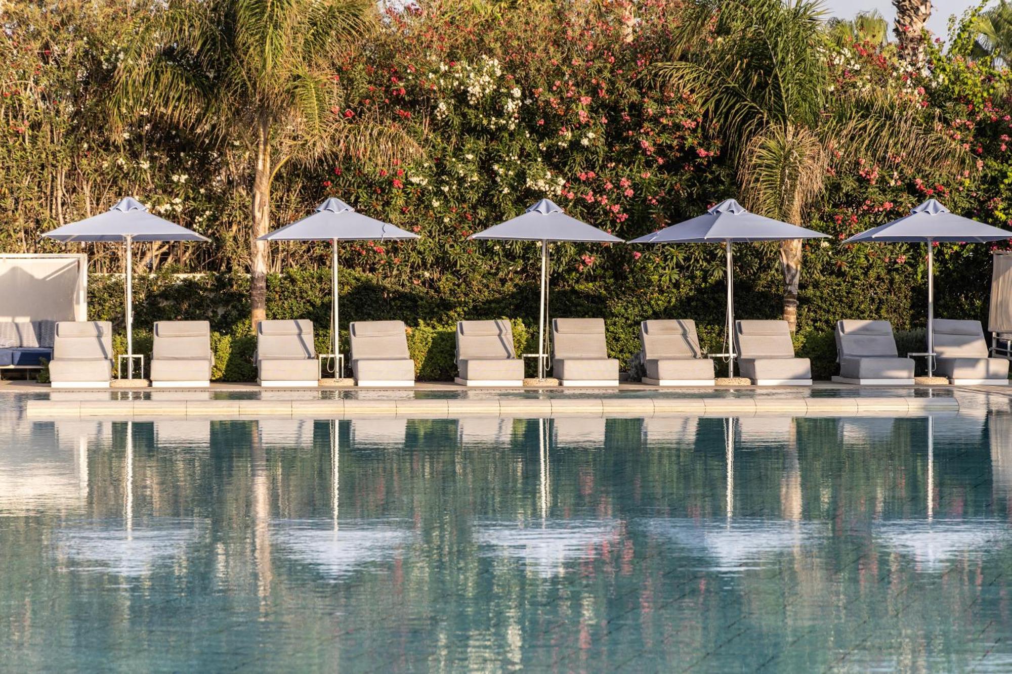 Ivi Mare - Designed For Adults By Louis Hotels Geroskipou Exterior foto The pool at the Hotel